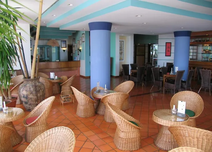 Jardim Atlantico Hotell 4*