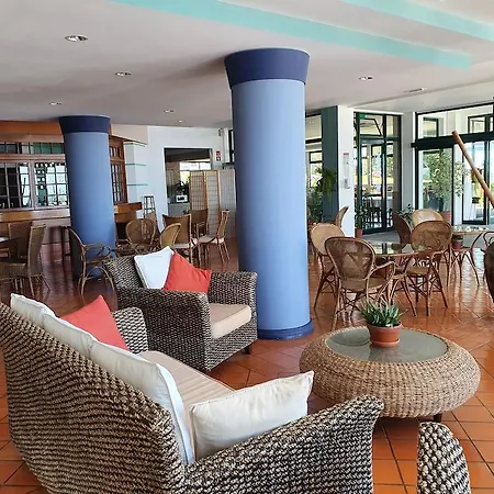 Jardim Atlantico Hotell 4*