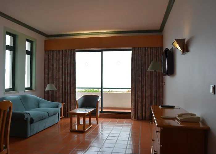 Hotel Jardim Atlantico 4*